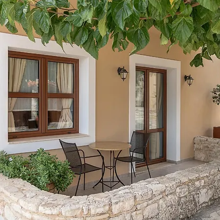 Earino Apartment Kato Asites Exterior photo