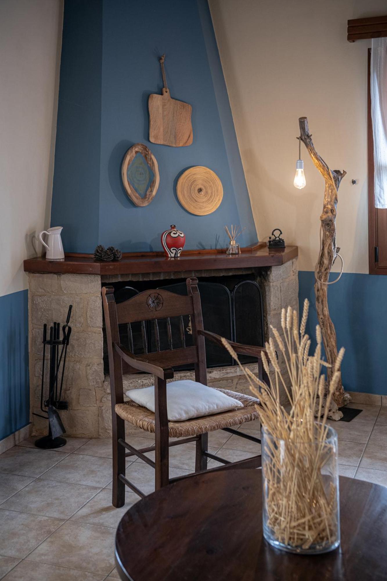 Earino Apartment *